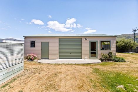 Photo of property in 1 Madison Lane, Cromwell, 9310