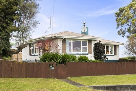 Photo of property in 2 Rawhiti Street, Greerton, Tauranga, 3112