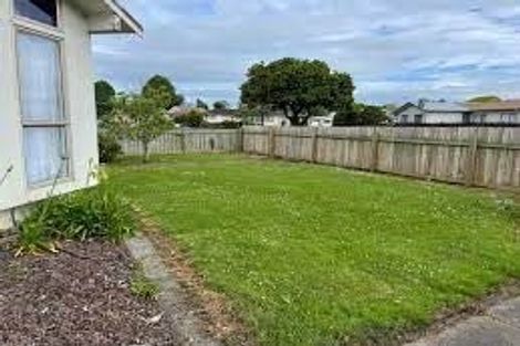 Photo of property in 107 Hyperion Drive, Randwick Park, Auckland, 2105