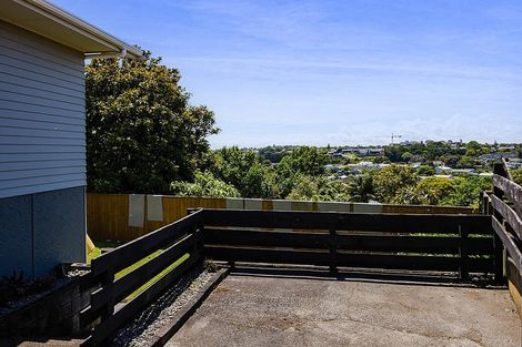 Photo of property in 31 Clearmont Crescent, Blagdon, New Plymouth, 4310