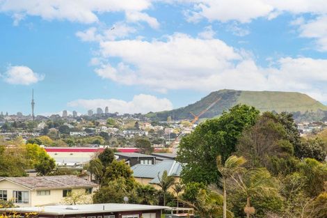 Photo of property in 3/41 Marriott Road, Pakuranga, Auckland, 2010