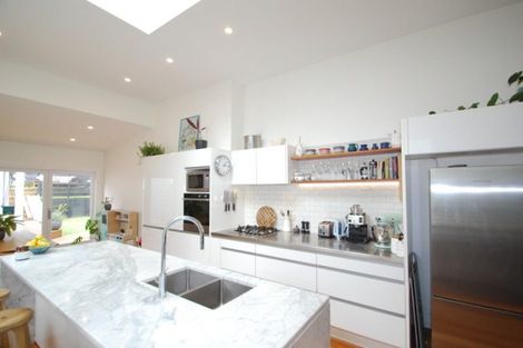 Photo of property in 87 Tiber Street, Island Bay, Wellington, 6023