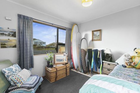 Photo of property in 18 Palmer Place, Taieri Beach, Brighton, 9091