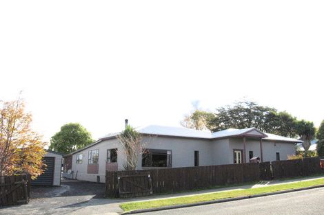 Photo of property in 6 Stoke Street, Oamaru, 9400