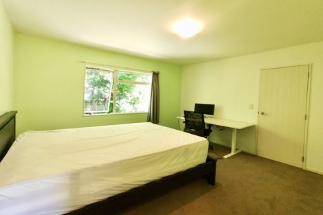 Photo of property in 1/15 Alamein Avenue, Belmont, Auckland, 0622