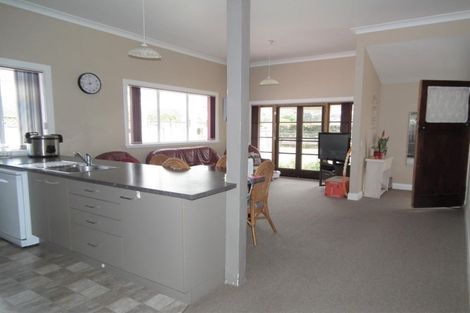 Photo of property in 77 Beach Road, Dargaville, 0310