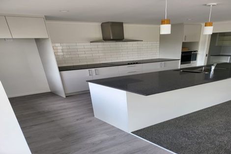 Photo of property in 6 Kohekohe Drive, Owhata, Rotorua, 3010