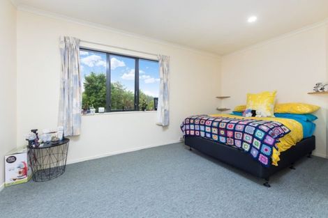 Photo of property in 6/86 Kauri Road, Birkenhead, Auckland, 0626
