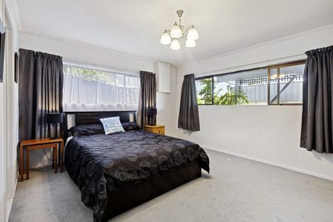 Photo of property in 26 Glencoe Road, Browns Bay, Auckland, 0630