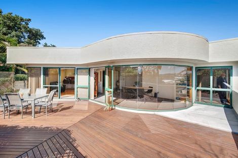 Photo of property in 13 Jelas Road, Red Beach, 0932