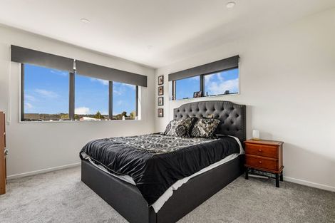 Photo of property in 12 Cirrus Way, Ranui, Auckland, 0612