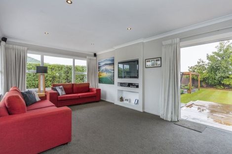 Photo of property in 39 Denise Crescent, Hornby, Christchurch, 8042