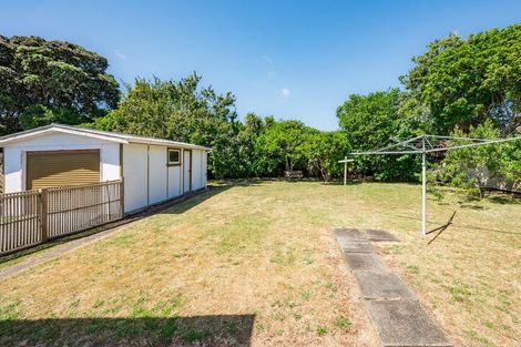 Photo of property in 4 Rimu Street, Waikanae, 5036