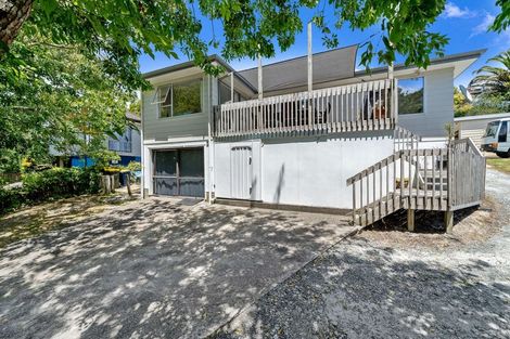 Photo of property in 10 Glucina Place, Glen Eden, Auckland, 0602