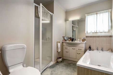 Photo of property in 18 Devon Street, Glenholme, Rotorua, 3010