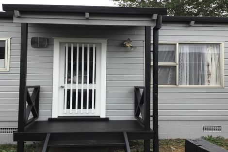 Photo of property in 4/25a Vine Street, Mangere East, Auckland, 2024