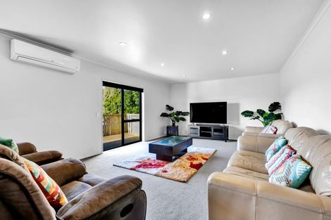 Photo of property in 10a Kororako Grove, Whalers Gate, New Plymouth, 4310