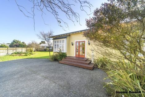 Photo of property in 103 Maxwells Line, Awapuni, Palmerston North, 4412