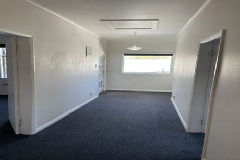 Photo of property in 6 Epsom Way, Karori, Wellington, 6012