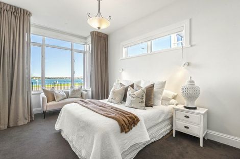 Photo of property in 49 King Edward Parade, Devonport, Auckland, 0624