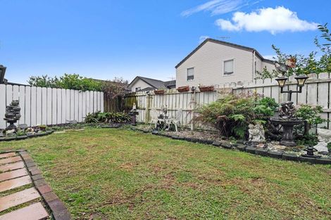 Photo of property in 13 Ritchie Crescent, Takanini, 2112