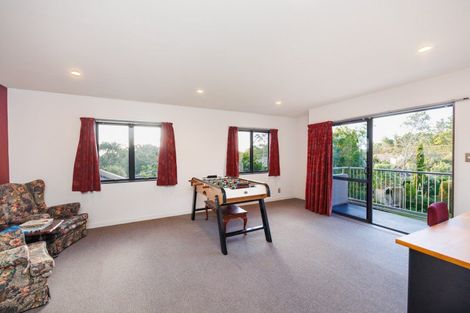 Photo of property in 45 Waicola Drive, Fitzherbert, Palmerston North, 4471