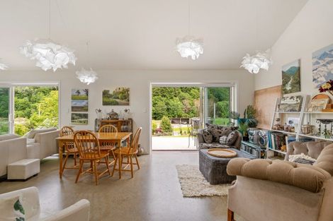 Photo of property in 26 Irvine Street, Lawrence, 9532