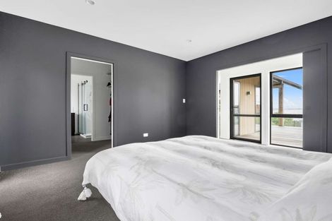 Photo of property in 2d Vipond Road, Stanmore Bay, Whangaparaoa, 0932