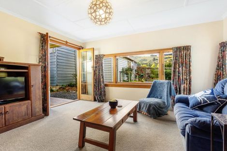 Photo of property in 6 The Terrace, Warrington, Waikouaiti, 9471