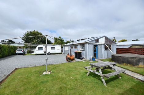 Photo of property in 74 Dalwharn Street, Wallacetown, 9816