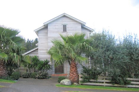 Photo of property in 104 Tuna Place, Onemana, Whangamata, 3691