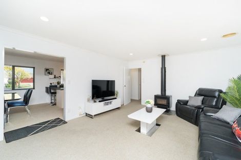 Photo of property in 20 Parnell Heights Drive, Kelvin Grove, Palmerston North, 4414