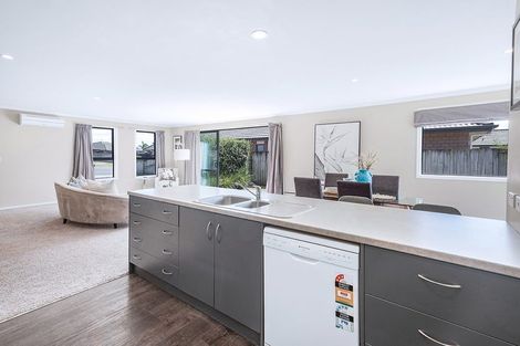 Photo of property in 28 Chesham Street, Rototuna North, Hamilton, 3210