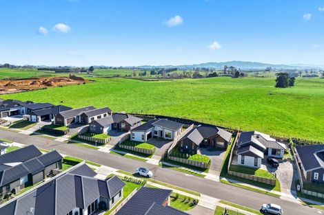 Photo of property in 52 Pinehurst Crescent, Morrinsville, 3300