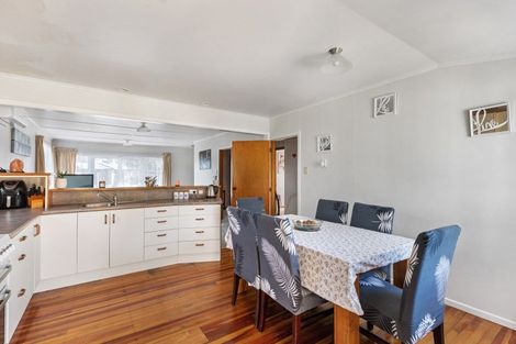 Photo of property in 521 Mangorei Road, Highlands Park, New Plymouth, 4312