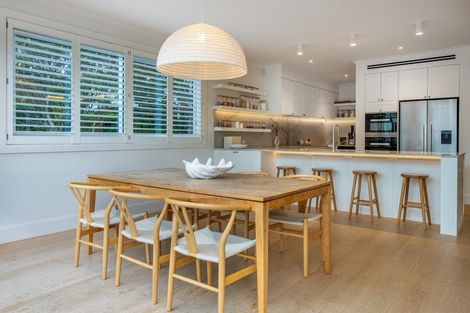 Photo of property in 1/30 Ocean View Road, Milford, Auckland, 0620