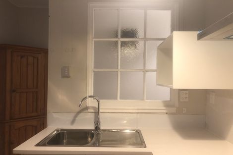 Photo of property in 56 Old Wairoa Road, Papakura, 2110