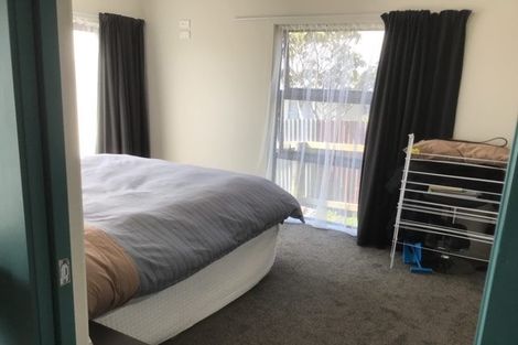 Photo of property in 73 Mould Street, Waitara, 4320