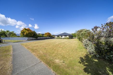 Photo of property in 60 Lawson Burrows Crescent, Te Anau, 9600