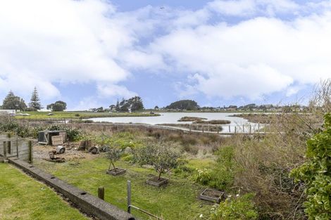 Photo of property in 116 Centennial Avenue, Waitara, 4320