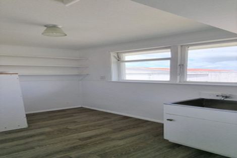 Photo of property in 10 Herewini Street, Meremere, Mercer, 2474