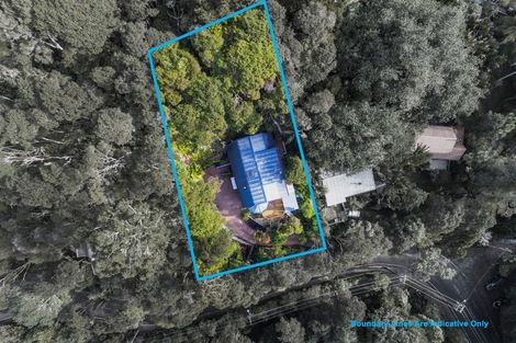 Photo of property in 30 Wood Bay Road, Titirangi, Auckland, 0604