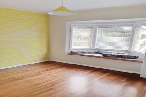 Photo of property in 110 Tiroroa Avenue, Te Atatu South, Auckland, 0610