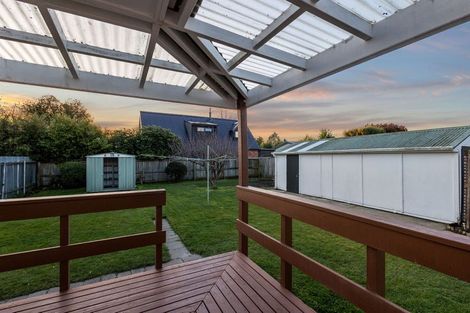 Photo of property in 51 Liverton Crescent, Bishopdale, Christchurch, 8053