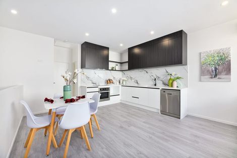 Photo of property in 17d Ranch Avenue, Beach Haven, Auckland, 0626