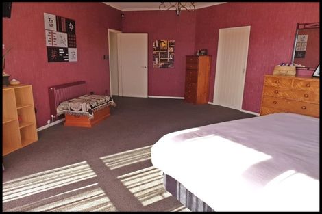 Photo of property in 27a Shelter Grove, Frankleigh Park, New Plymouth, 4310