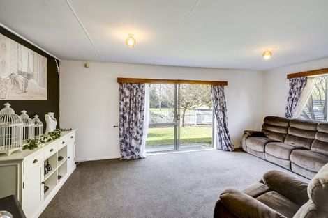 Photo of property in 6 Burton Crescent, Flaxmere, Hastings, 4120