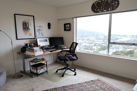 Photo of property in 10 Paparata Street, Karori, Wellington, 6012