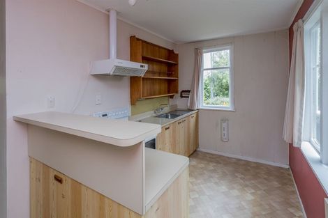 Photo of property in 6 Ngaio Street, Otaki Beach, Otaki, 5512