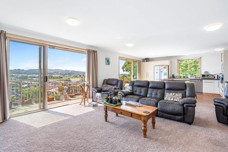 Photo of property in 69 Easther Crescent, Kew, Dunedin, 9012
